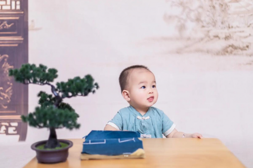 扶余孕妇几个月有反应